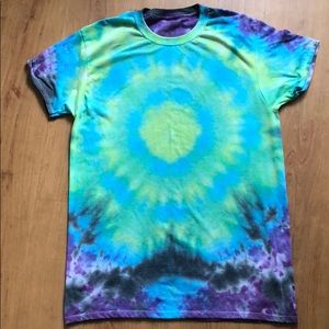 Tie-dye tee shirt